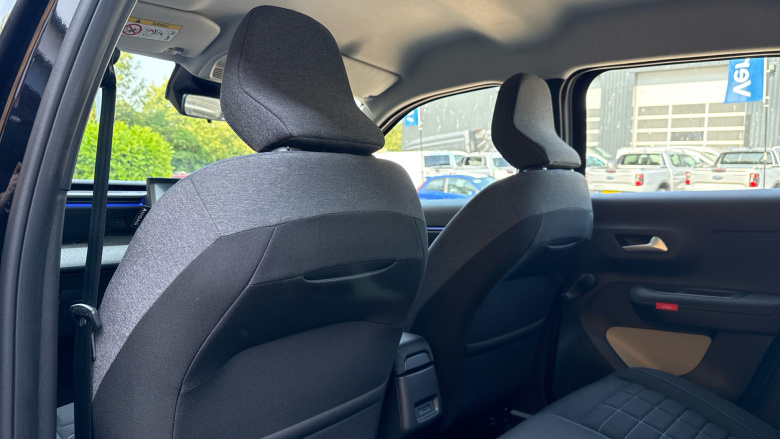 Citroen C3 83kW Plus 44kWh 5dr Auto Electric Hatchback